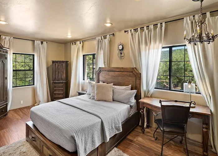 Exclusive Southwest Sanctuary With Amazing Views Sedona