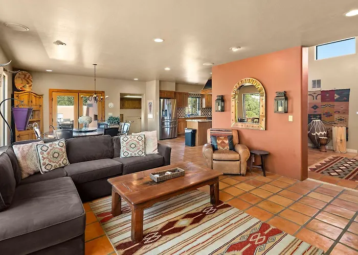 Exclusive Southwest Sanctuary With Amazing Views Holiday home